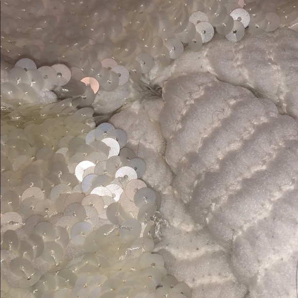 ‼️$5 CLEARANCE ‼️ Cute pearl white sequin Painter hats - Picture 3 of 4